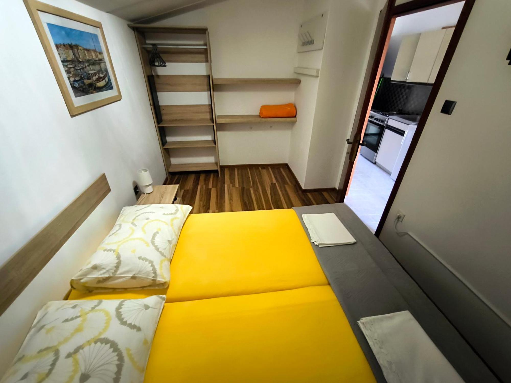 Apartmani Andrea Pula Zimmer foto